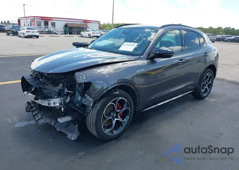 2024 Alfa Romeo Stelvio Veloce Awd из США, поврежденный, VIN ZASPAKBN1R7D78095